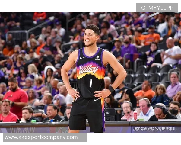 布克成NBA历史第三年轻球员达成17000分与3600助攻双里程碑 布克成NBA历史第三年轻球员达成17000分与3600助攻双里程碑