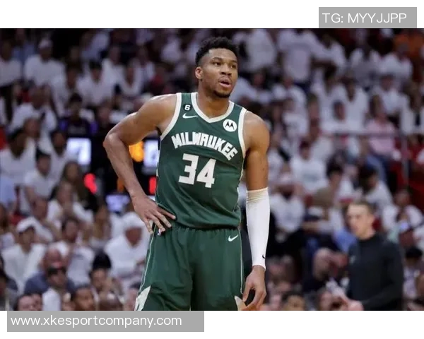 字母哥未来去向分析留队和尼克斯概率相同均为29 字母哥未来去向分析留队和尼克斯概率相同均为29