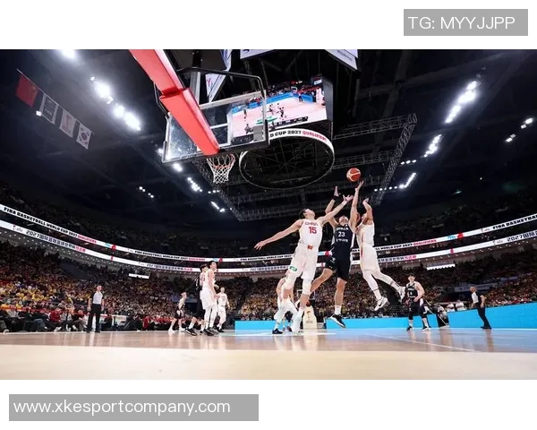 加尔扎强调快节奏与专注并重打造聪明拼抢积极的篮球风格 加尔扎强调快节奏与专注并重打造聪明拼抢积极的篮球风格