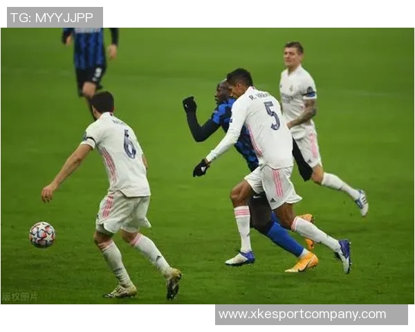 曼联历史上最现代边翼卫票选结果揭晓瓦伦西亚荣登榜首埃弗拉吉格斯紧随其后