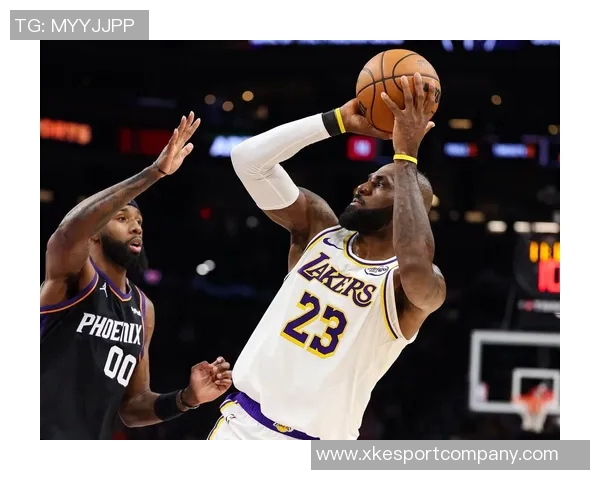 湖日L2M分析詹姆斯防守无犯规布克打手判罚无争议