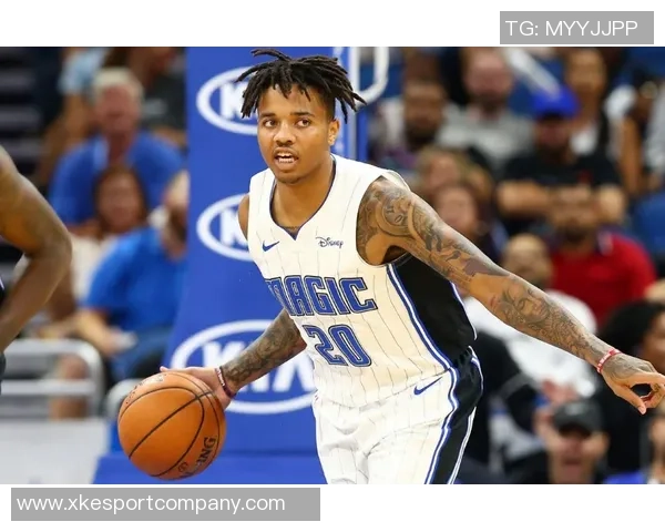 凯莱布乐福创历史新秀纪录连续14场进多个三分球仅次于克尼佩尔