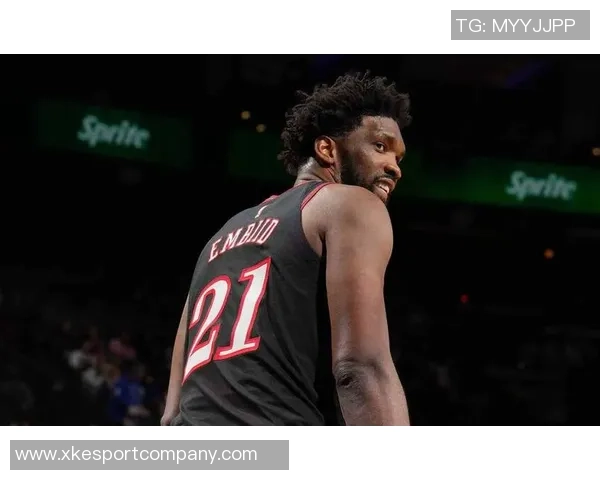 恩比德表现稳健17投7中贡献22分9篮板3助攻1抢断1盖帽助球队取得胜利