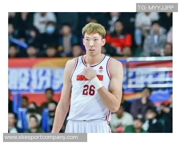 周琦回应网友质疑球队表现强调团结与共同努力的重要性