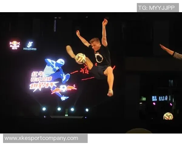 亨德森迎英格兰赛场600场里程碑之战成功打入加盟小蜜蜂的首个进球